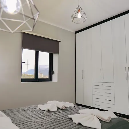 Iphigenia Luxury Flat Sarandë