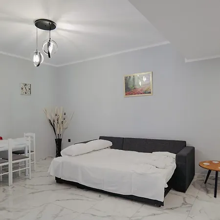 Iphigenia Luxury Flat Саранда