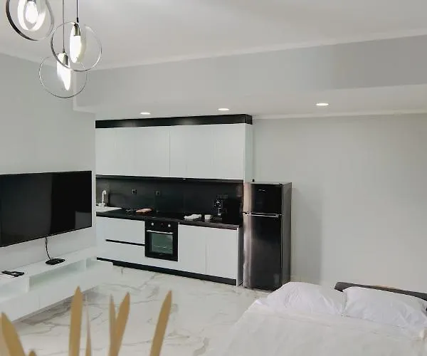Iphigenia Luxury Flat Sarandë