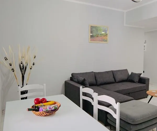 Iphigenia Luxury Flat *