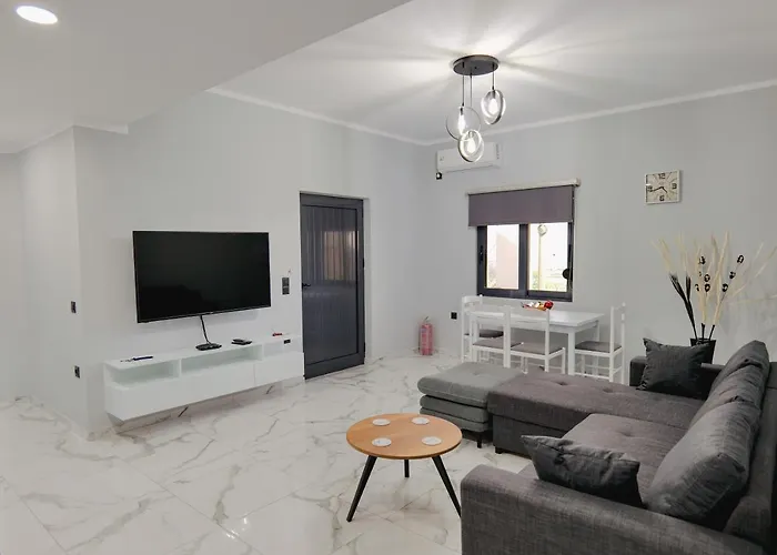 Iphigenia Luxury Flat
